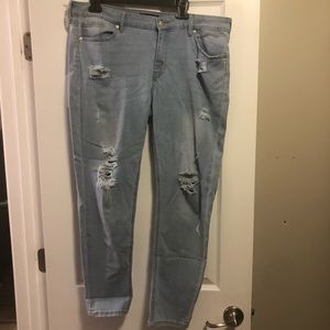 Just USA Kharissa Distressed Skinny Jean